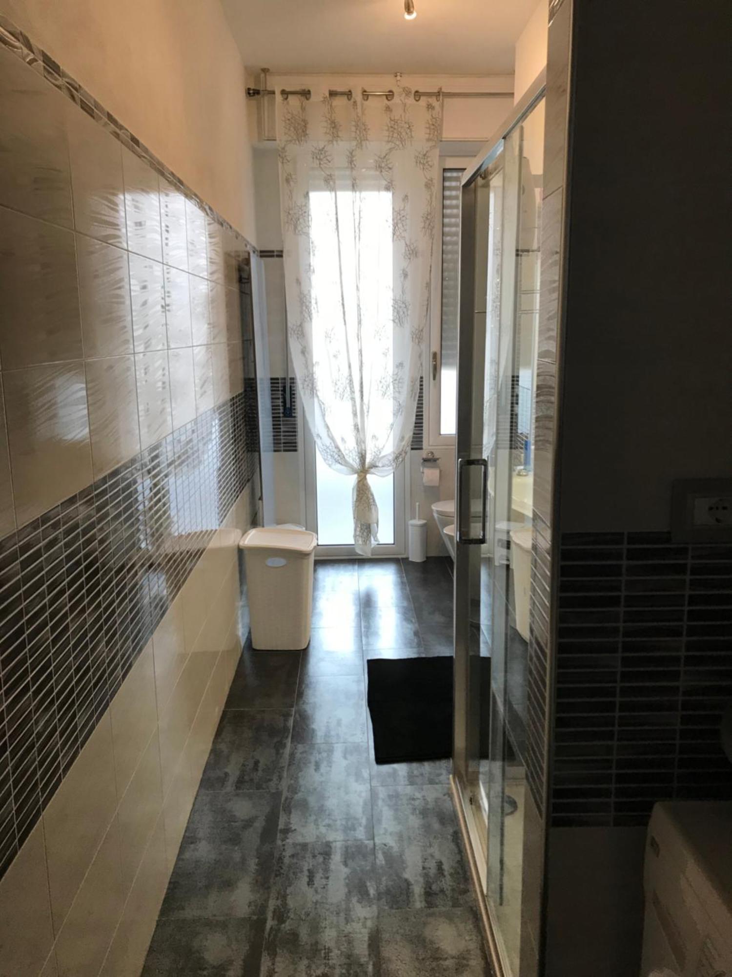 B&B Appartamento Anna بولونيا المظهر الخارجي الصورة